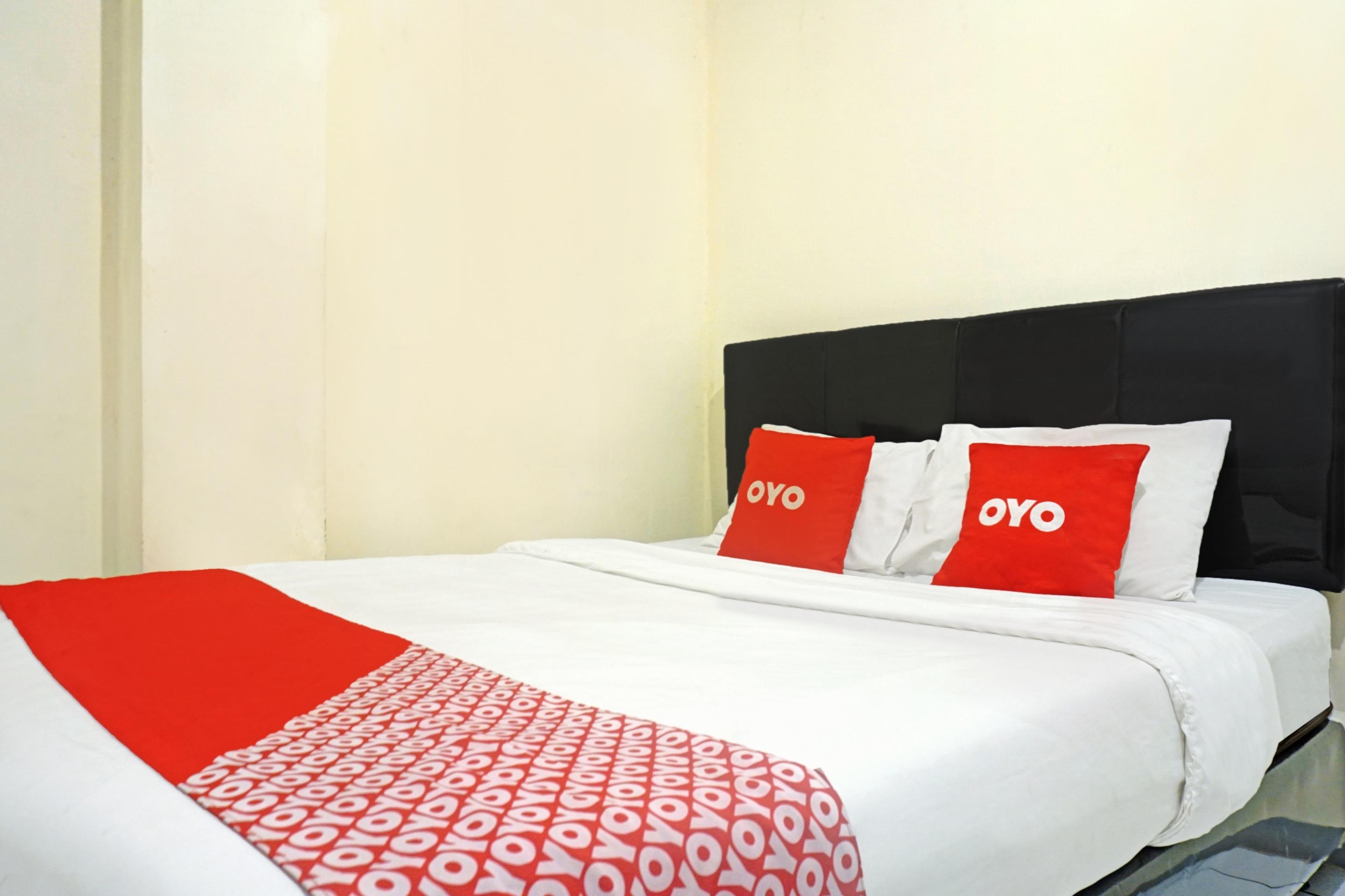 J&B Rooms Pramuka Jakarta Mitra Reddoorz Exteriér fotografie
