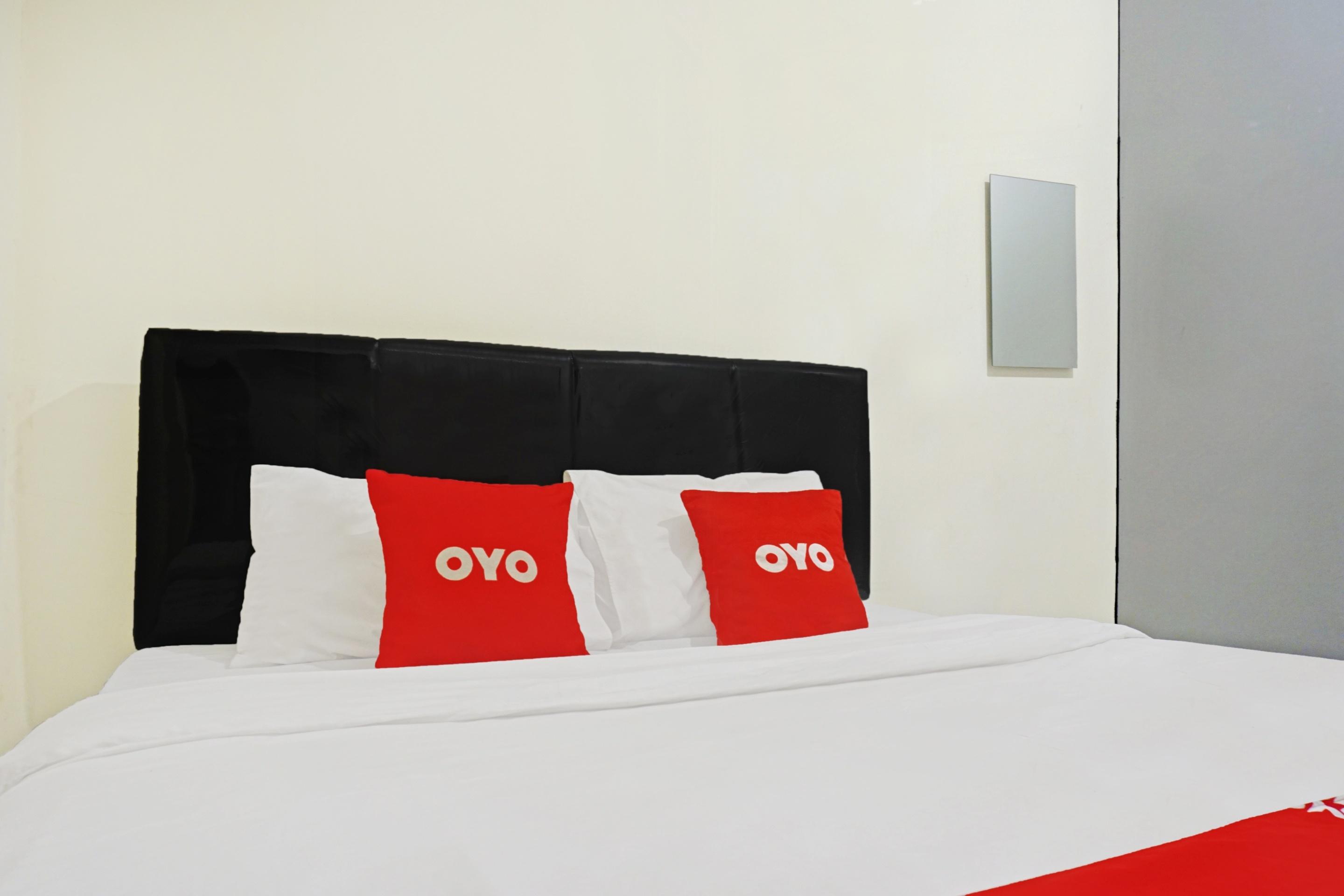 J&B Rooms Pramuka Jakarta Mitra Reddoorz Exteriér fotografie