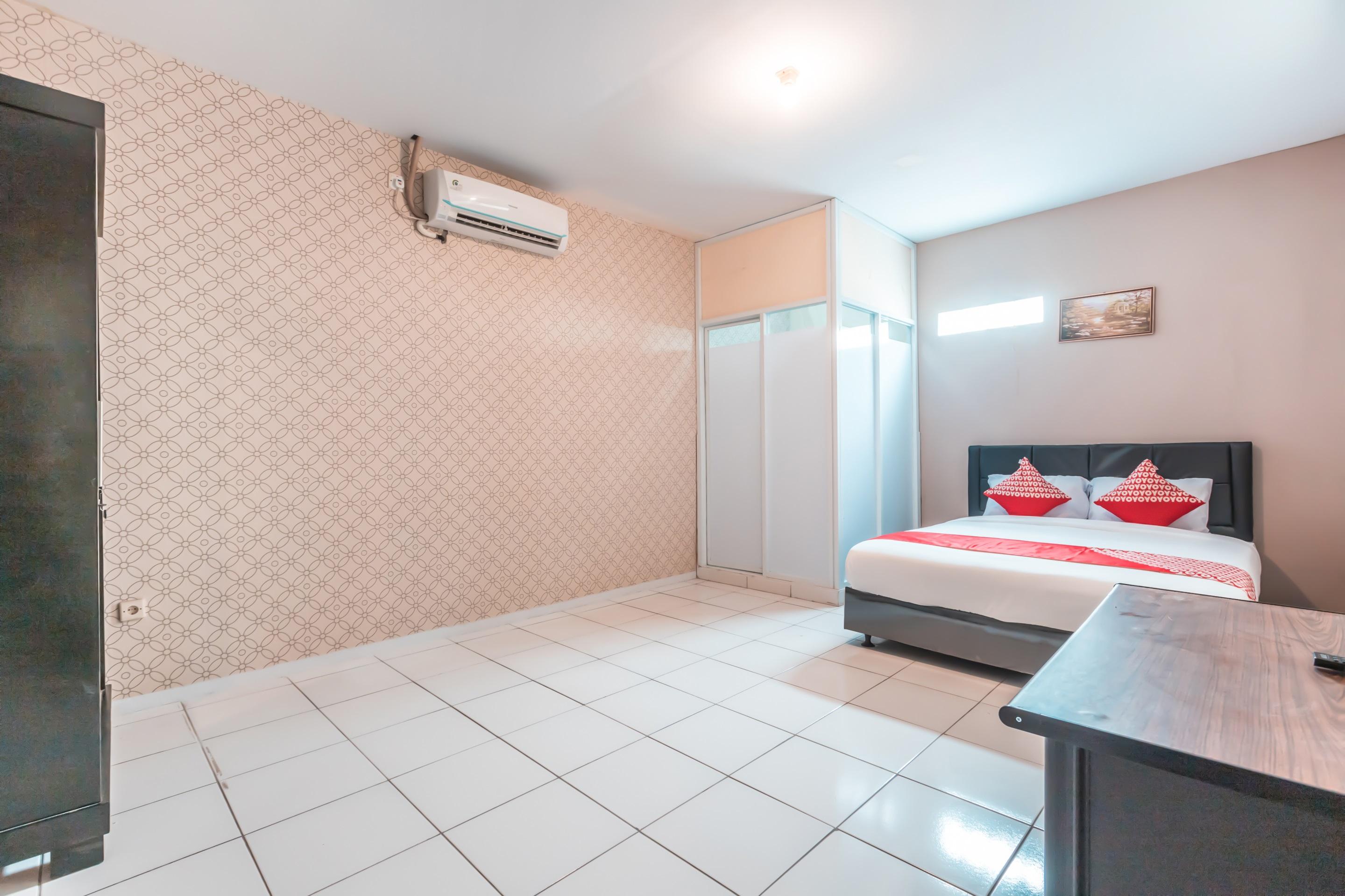 J&B Rooms Pramuka Jakarta Mitra Reddoorz Exteriér fotografie