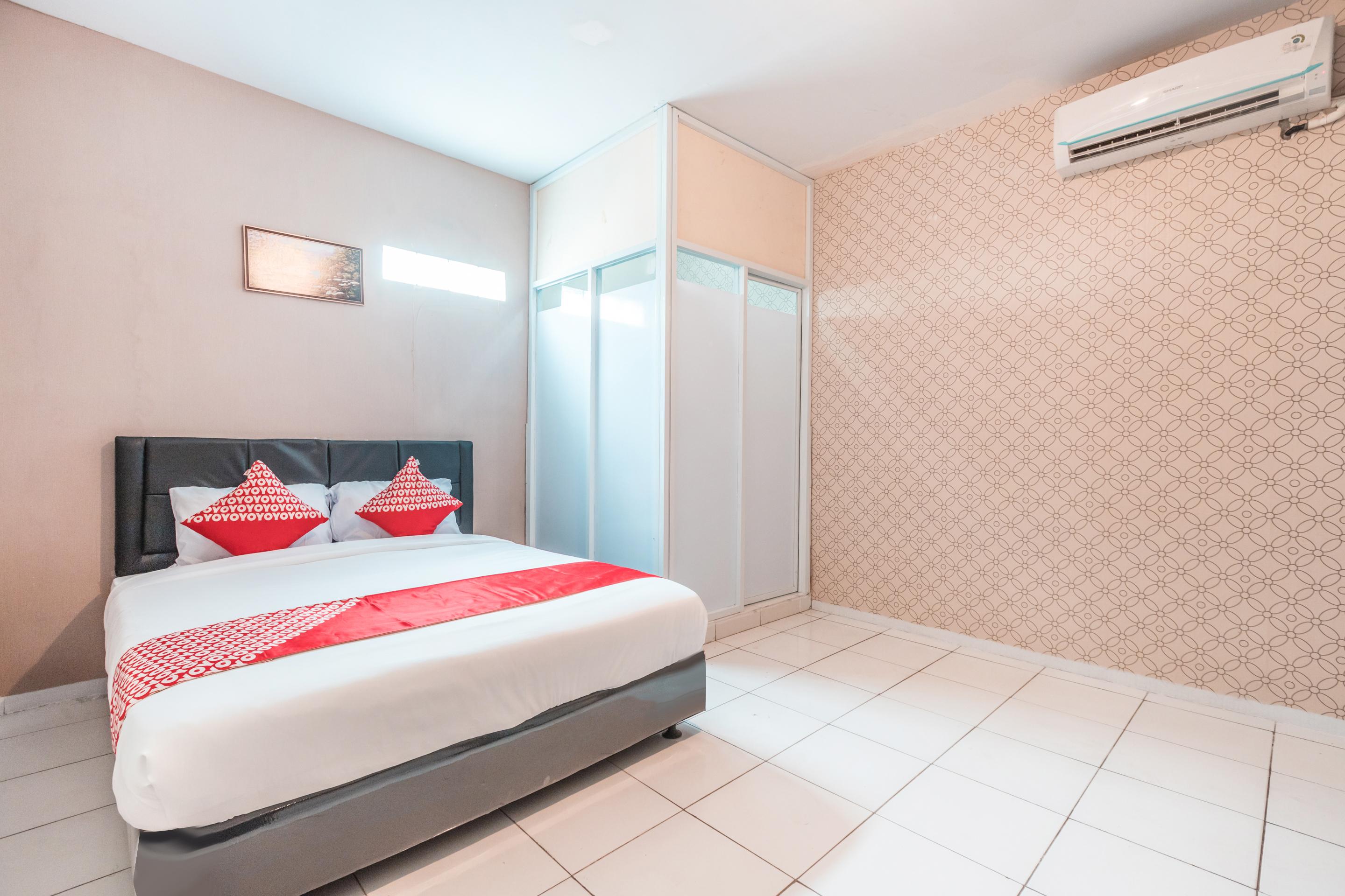 J&B Rooms Pramuka Jakarta Mitra Reddoorz Exteriér fotografie