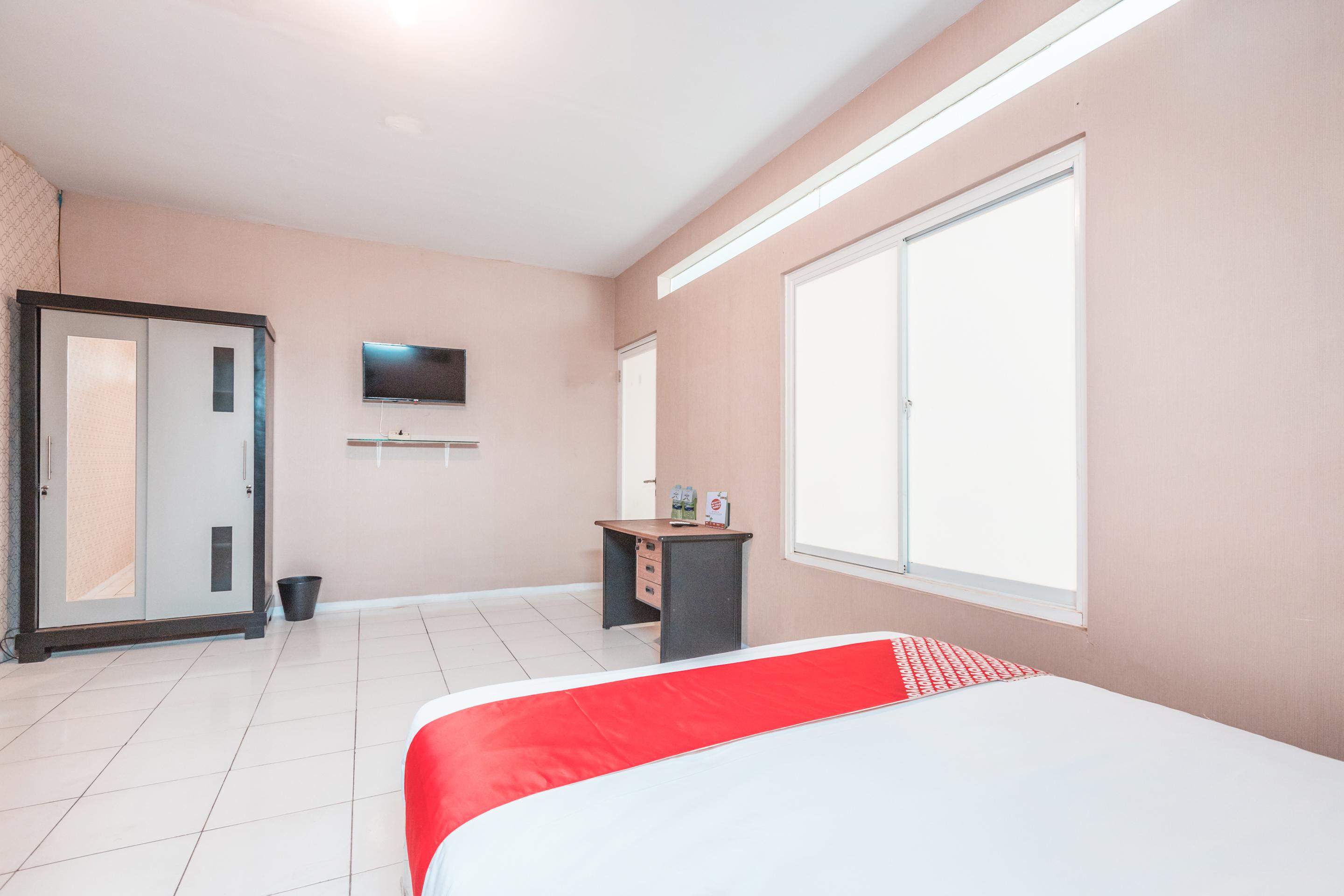 J&B Rooms Pramuka Jakarta Mitra Reddoorz Exteriér fotografie